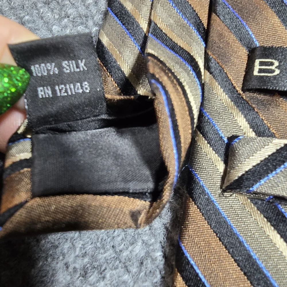 Bugatti Mens Silk Tie Brown Gold Stripe Classic Necktie - Picture 5 of 6